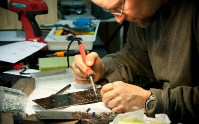 Économie circulaire en Île-de-France : comment la réparation et le réemploi redynamisent les métiers de service et de fabrication